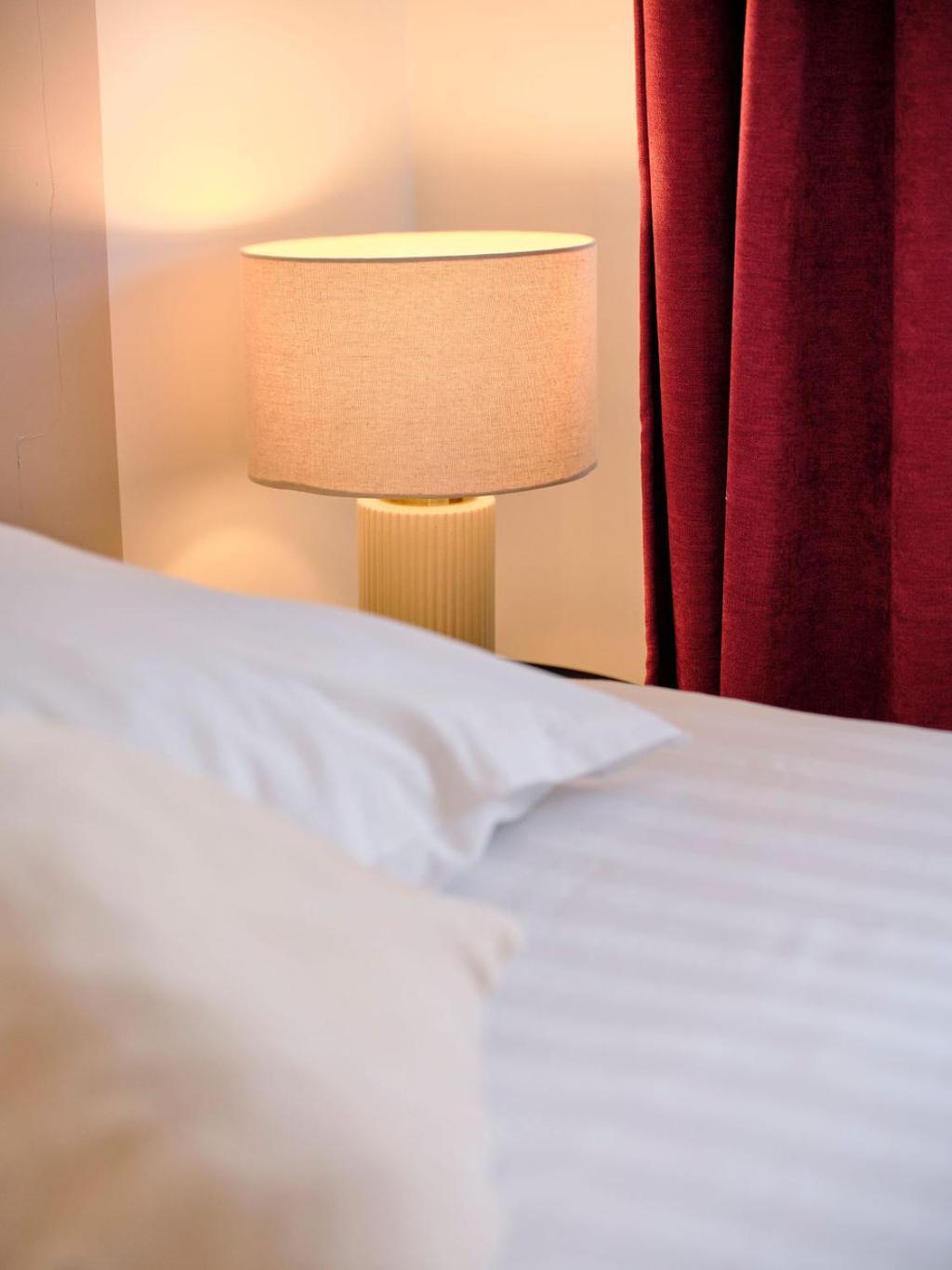Les Chambres De Troyes - Parking Free Fibre Netflix ภายนอก รูปภาพ