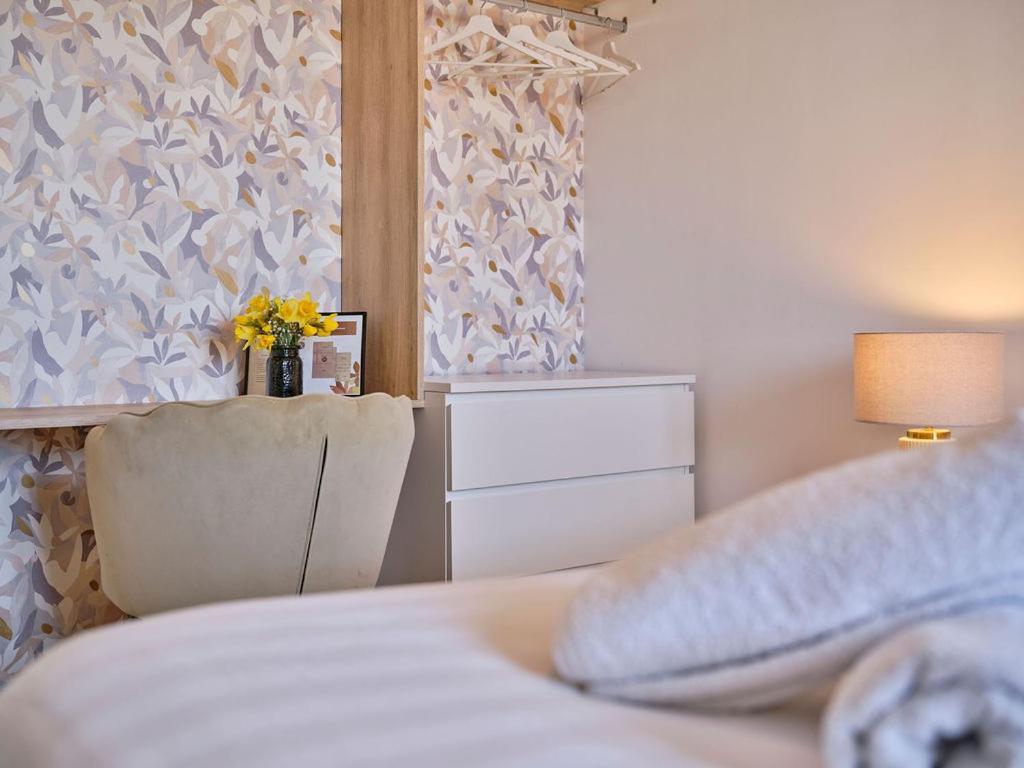 Les Chambres De Troyes - Parking Free Fibre Netflix ภายนอก รูปภาพ