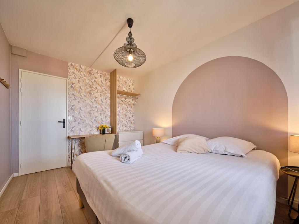 Les Chambres De Troyes - Parking Free Fibre Netflix ภายนอก รูปภาพ